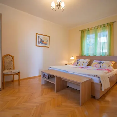 Holiday home Nikolina By Interhome